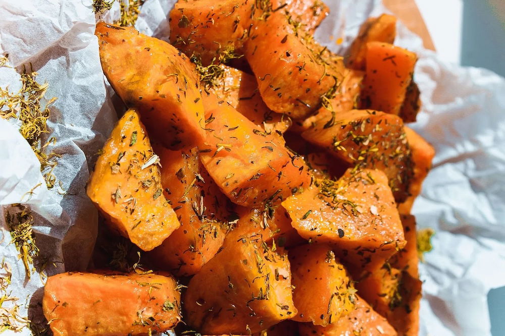 9 foods that help with stress and burnout
